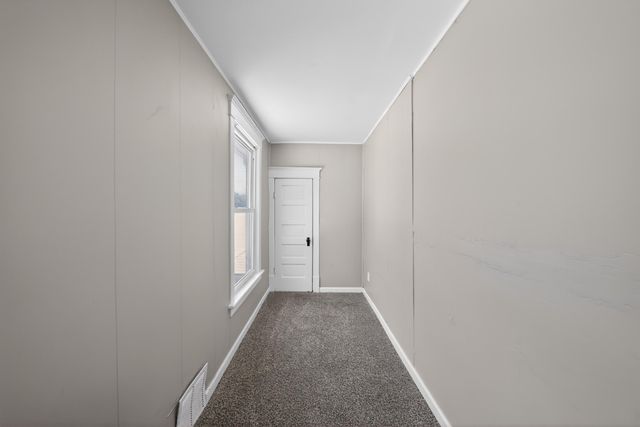 415 S 1ST Street, Council Bluffs, IA 51503