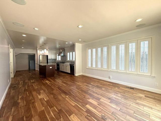 1257 Magnolia Avenue, San Carlos, CA 94070