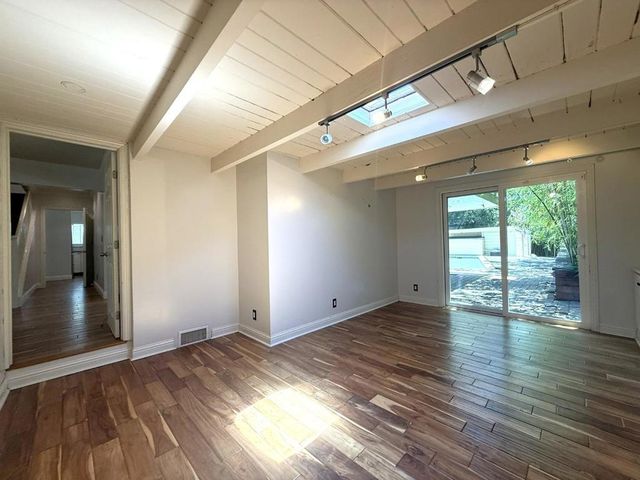 1257 Magnolia Avenue, San Carlos, CA 94070