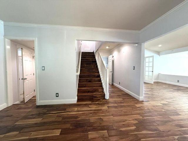 1257 Magnolia Avenue, San Carlos, CA 94070