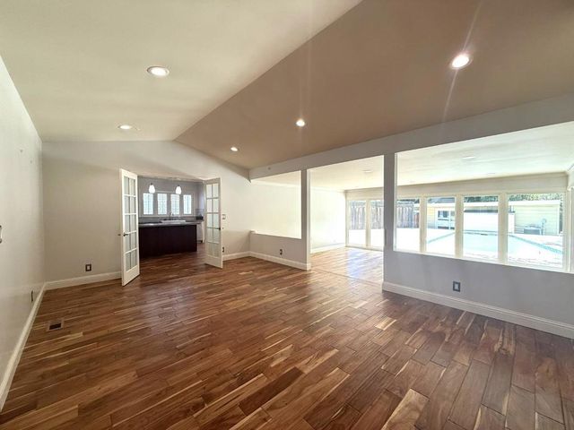 1257 Magnolia Avenue, San Carlos, CA 94070