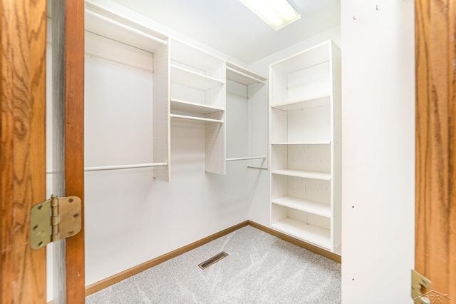 12397 Whisper Ridge Drive, Freeland, MI 48623