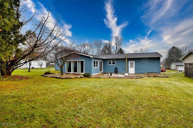 8010 Zupancic Drive, Garrettsville, OH 44231