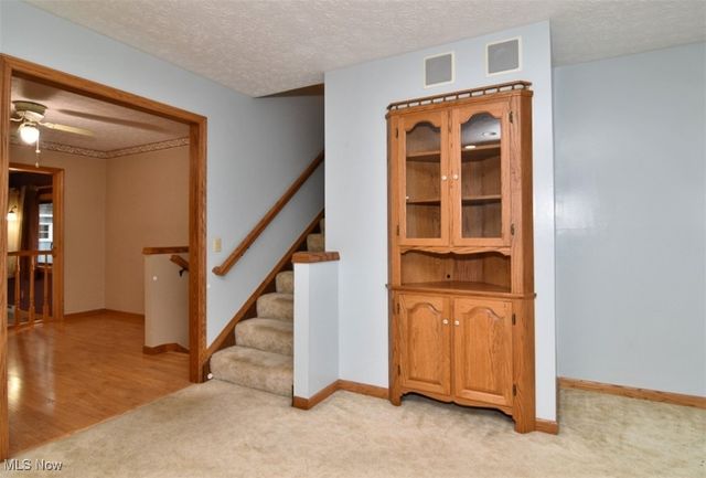 8010 Zupancic Drive, Garrettsville, OH 44231