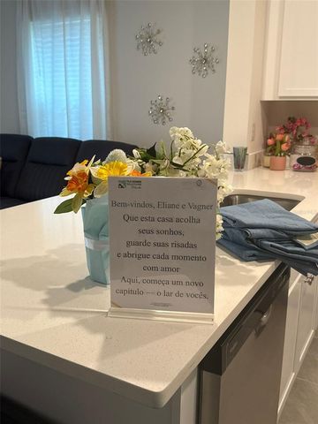 3021 SKYLINE LOOP, Kissimmee, FL 34758