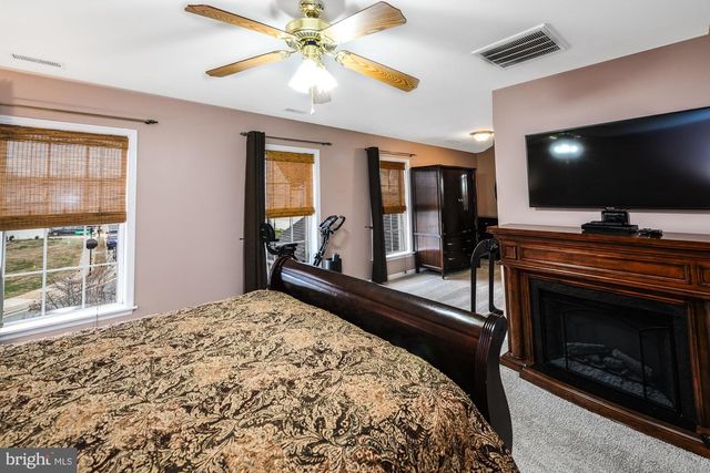 21 CARLSBAD DR, Stafford, VA 22554