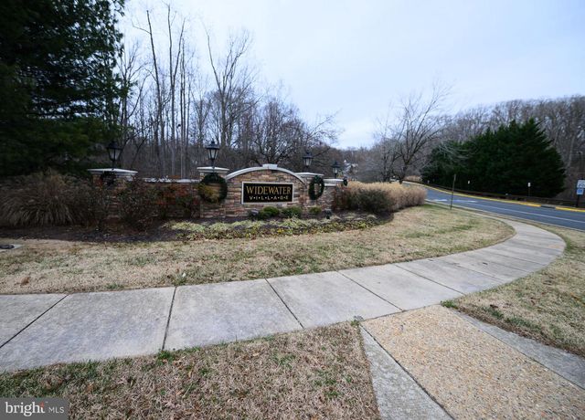 21 CARLSBAD DR, Stafford, VA 22554