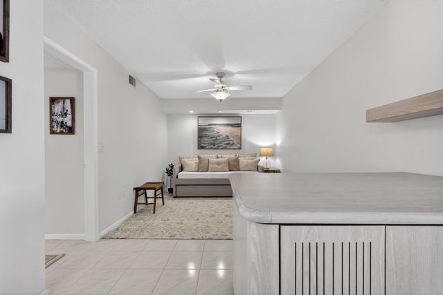 6093 Pointe Regal Circle 206, Delray Beach, FL 33484