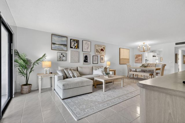 6093 Pointe Regal Circle 206, Delray Beach, FL 33484