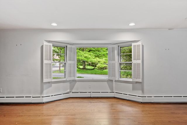 10 Dick Drive, Worcester, MA 01609