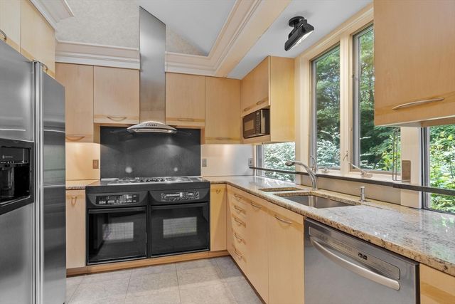 10 Dick Drive, Worcester, MA 01609