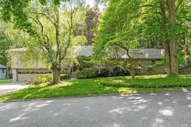 10 Dick Drive, Worcester, MA 01609