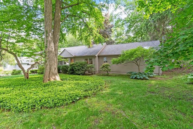 10 Dick Drive, Worcester, MA 01609