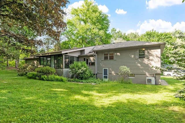 10 Dick Drive, Worcester, MA 01609