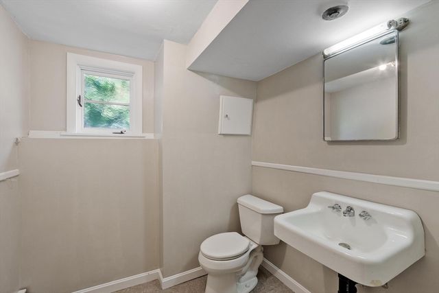 10 Dick Drive, Worcester, MA 01609