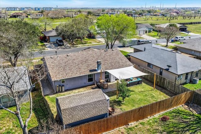 1749 Dawn Breeze Drive, Corpus Christi, TX 78412