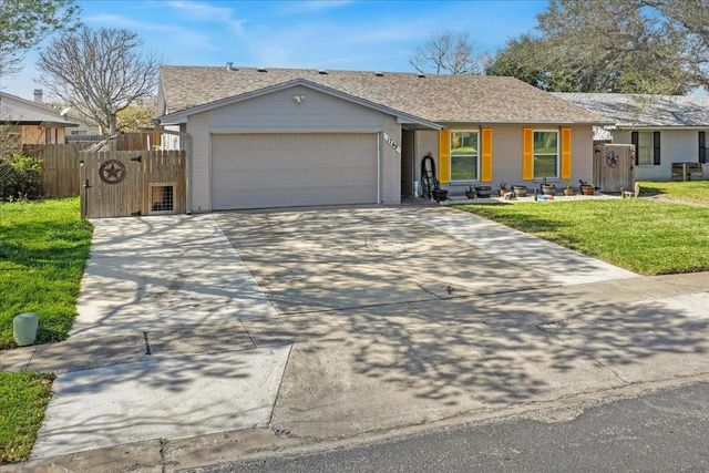 1749 Dawn Breeze Drive, Corpus Christi, TX 78412