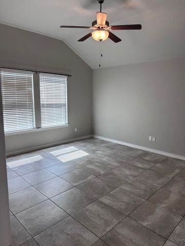 7741 Corral Dr, Corpus Christi, TX 78414