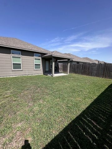 7741 Corral Dr, Corpus Christi, TX 78414