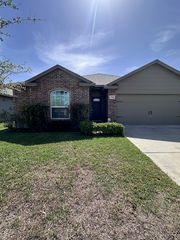 7741 Corral Dr, Corpus Christi, TX 78414