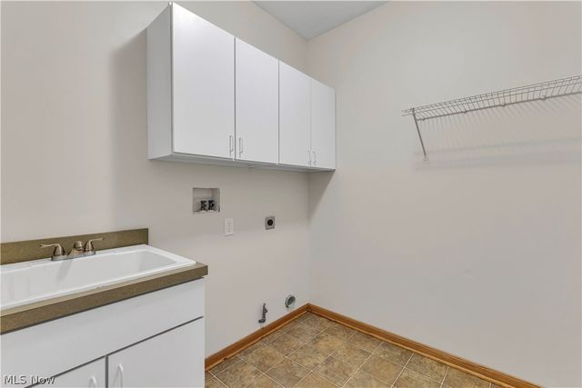 147 Granger Drive, Lagrange, OH 44050