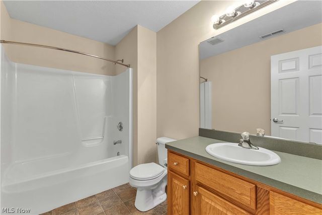 147 Granger Drive, Lagrange, OH 44050