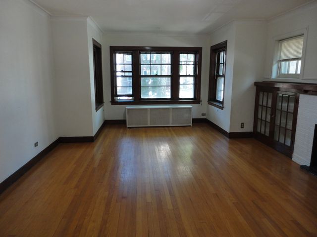 5700 N Artesian Avenue 1S, Chicago, IL 60659