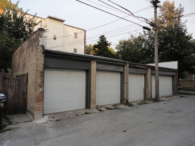 5700 N Artesian Avenue 1S, Chicago, IL 60659
