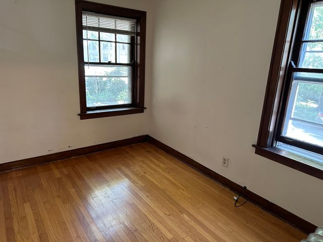 5700 N Artesian Avenue 1S, Chicago, IL 60659