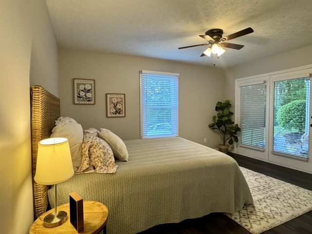 317 Village Ln, W, Dickson, TN 37055