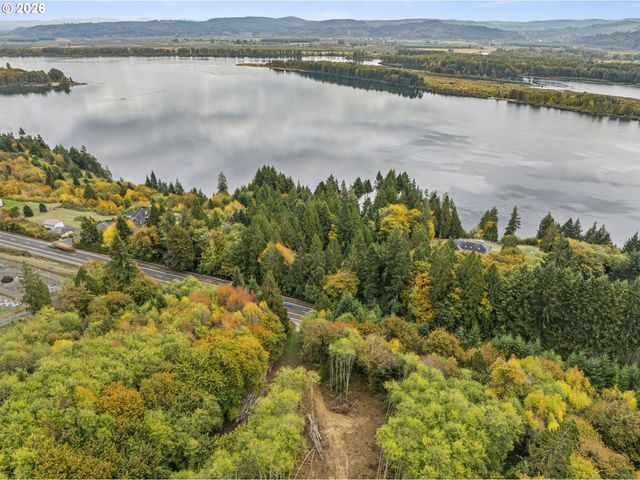 E State Route 4, Cathlamet, WA 98612