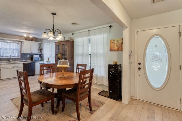 310 E Lincoln, Midland, AR 72945