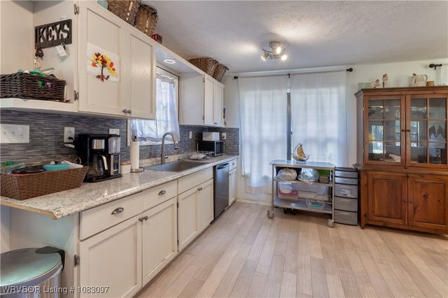 310 E Lincoln, Midland, AR 72945