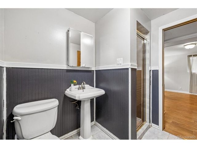 6702 S Kit Carson Cir, Centennial, CO 80122