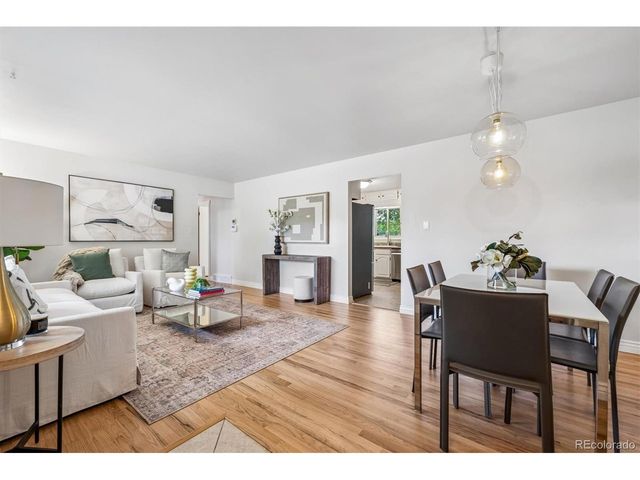 6702 S Kit Carson Cir, Centennial, CO 80122