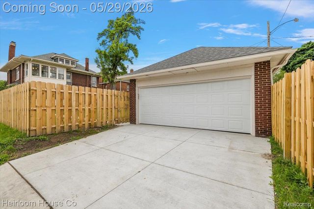 1755 W Boston Boulevard, Detroit, MI 48206