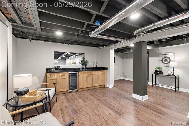 1755 W Boston Boulevard, Detroit, MI 48206