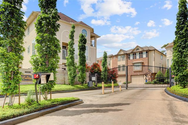 1815 Stacy Falls, Houston, TX 77008