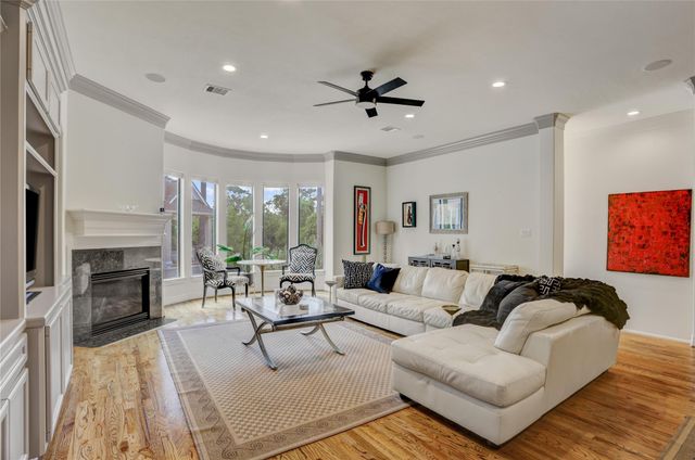 1815 Stacy Falls, Houston, TX 77008