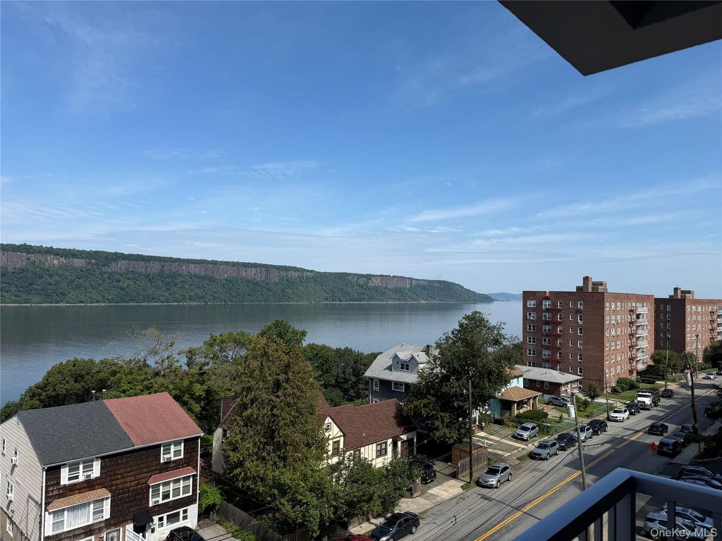 650 Warburton 5E, Yonkers, NY 10701 — photo 3