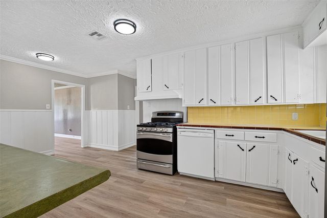 3218 Grant Street, Pasadena, TX 77503