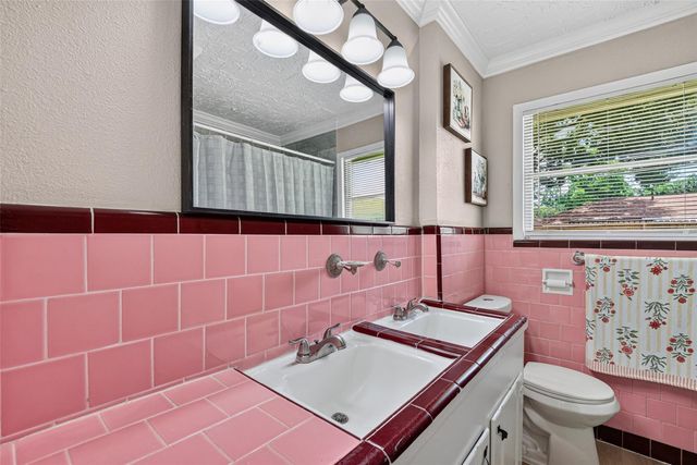 3218 Grant Street, Pasadena, TX 77503