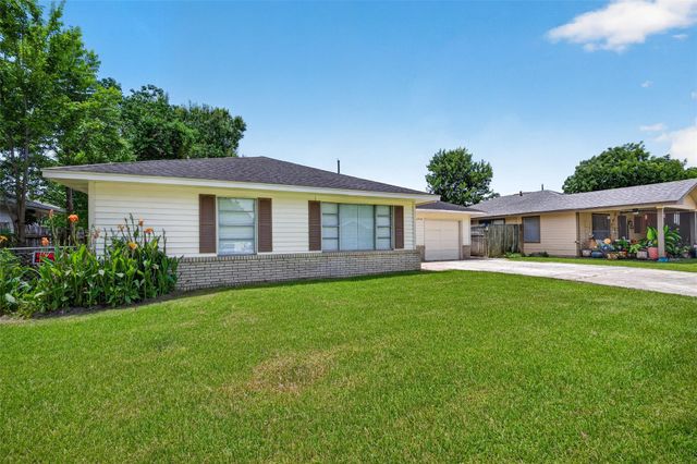 3218 Grant Street, Pasadena, TX 77503