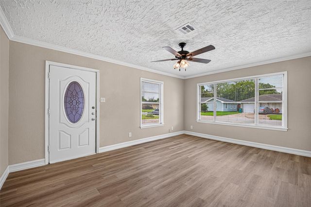 3218 Grant Street, Pasadena, TX 77503
