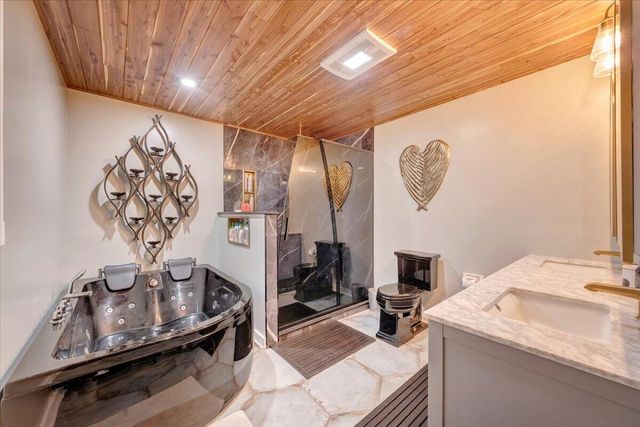290 Silver Shadow RD, Hardy, VA 24101