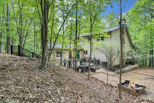 290 Silver Shadow RD, Hardy, VA 24101