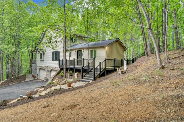 290 Silver Shadow RD, Hardy, VA 24101
