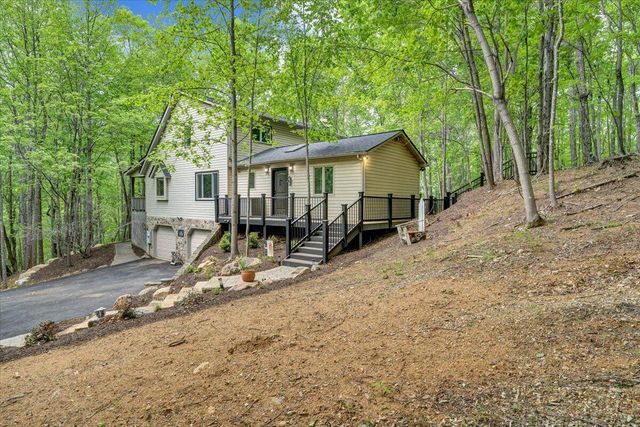 290 Silver Shadow RD, Hardy, VA 24101