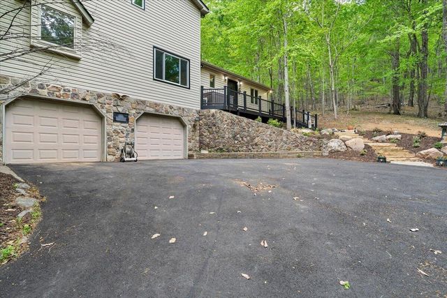 290 Silver Shadow RD, Hardy, VA 24101