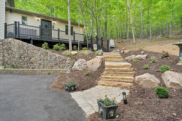 290 Silver Shadow RD, Hardy, VA 24101